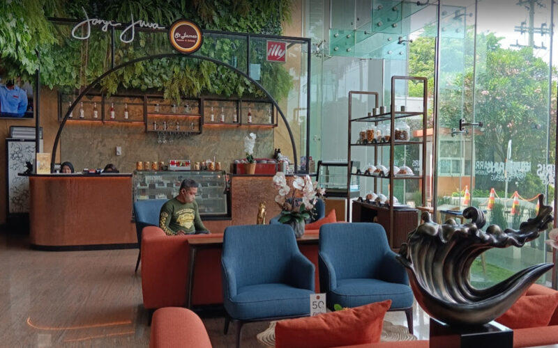lobby hotel harris gubeng