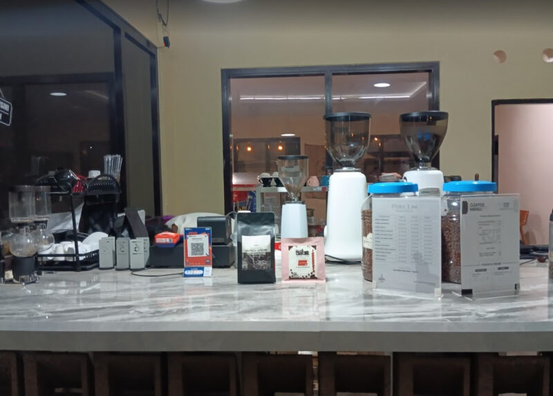 meja pemesanan kopi Gerboeng Coffee Roastery Bondowoso