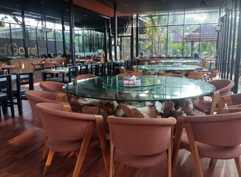 D'Garden resto bondowoso
