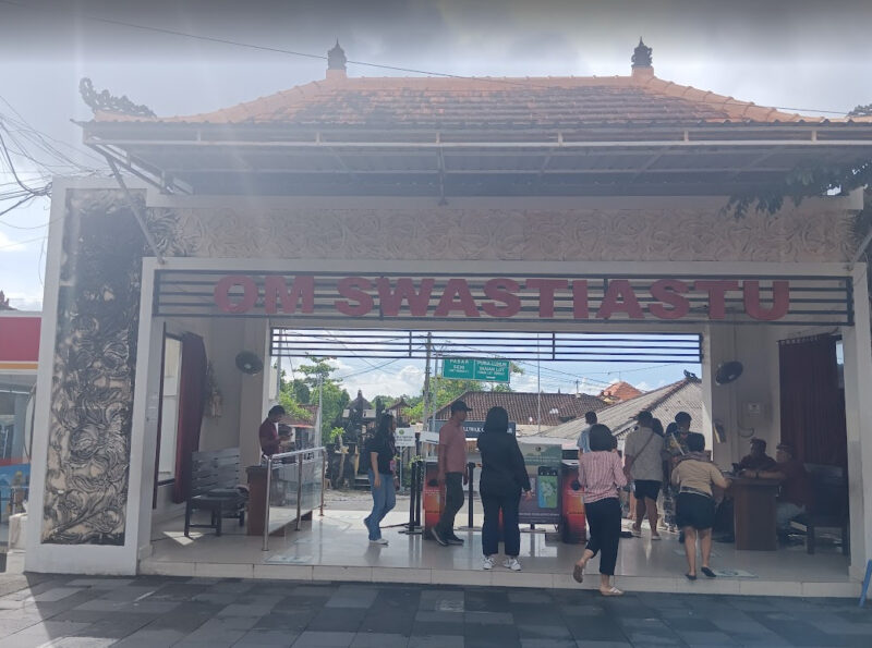 gerbang tiket kawasan pura tanah lot