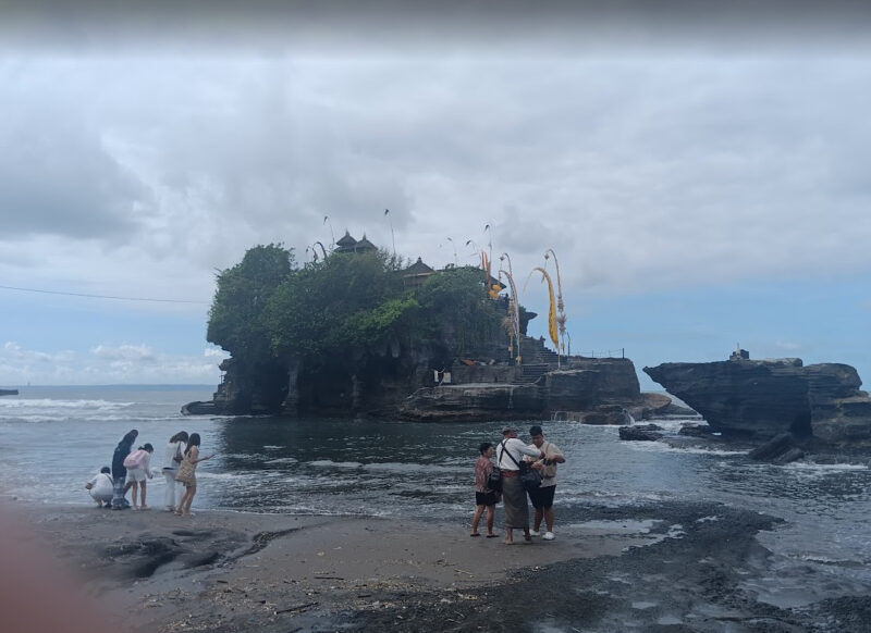 pura luhur tanah lot