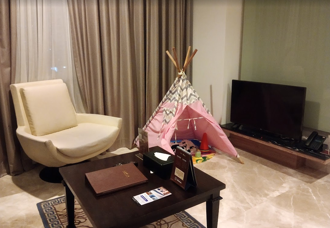 azana suite hotel antasari